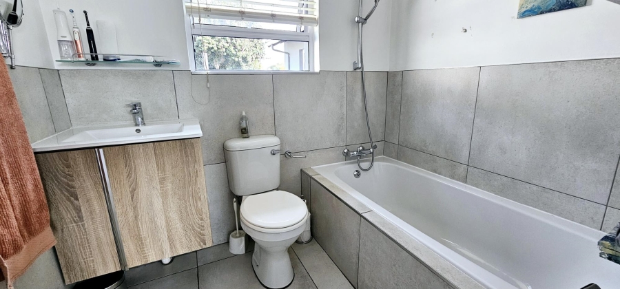3 Bedroom Property for Sale in Hennopspark Gauteng
