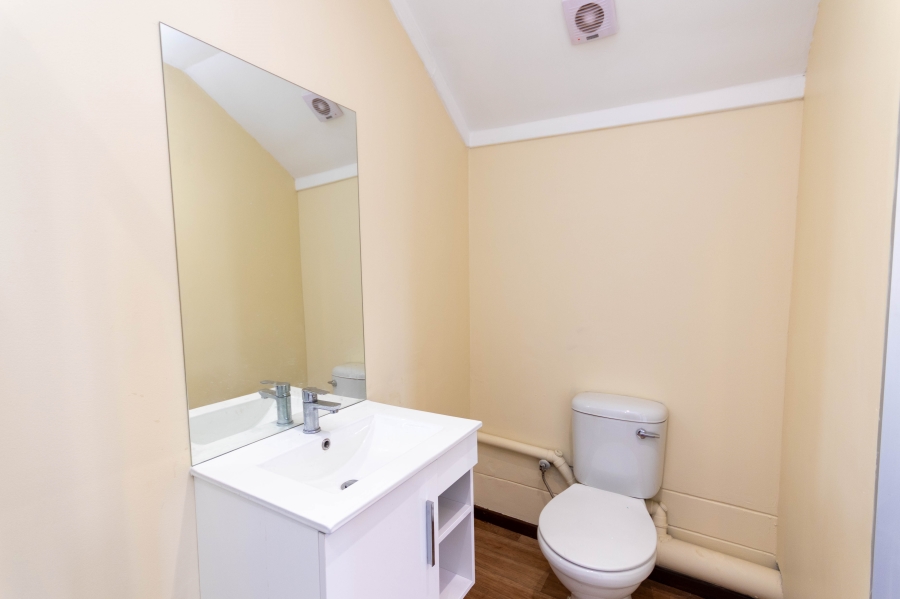 To Let 2 Bedroom Property for Rent in Fourways Gauteng