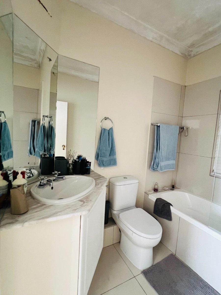 To Let 1 Bedroom Property for Rent in Dunkeld West Gauteng