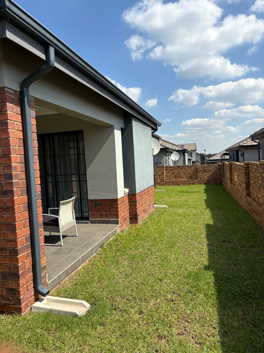 2 Bedroom Property for Sale in Lion Pride Gauteng