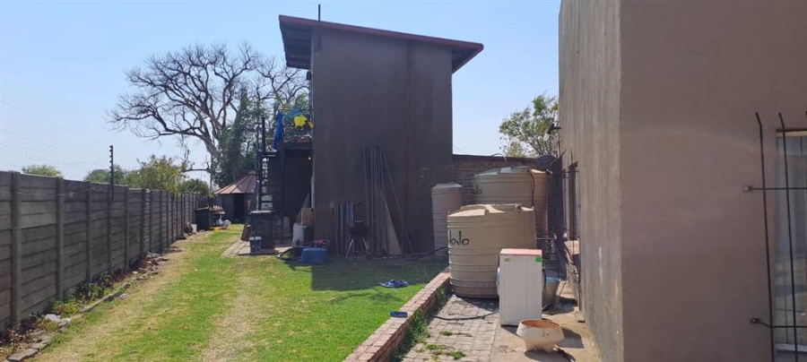 14 Bedroom Property for Sale in Putfontein Gauteng