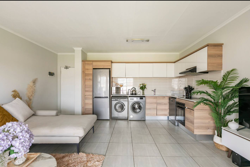 To Let 1 Bedroom Property for Rent in Waterfall Gauteng