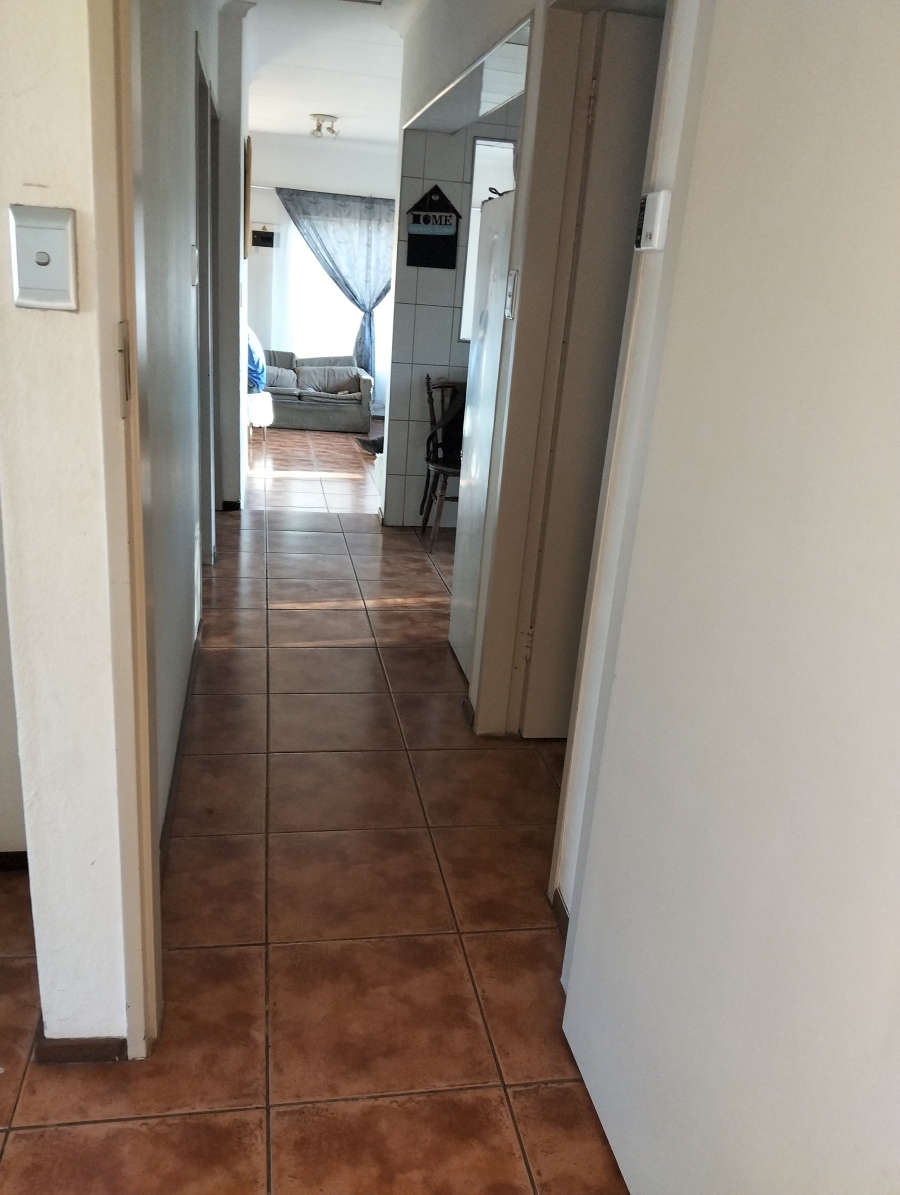 3 Bedroom Property for Sale in Moffat View Gauteng