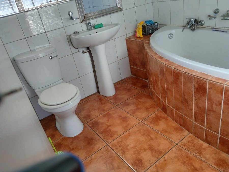 3 Bedroom Property for Sale in Moffat View Gauteng