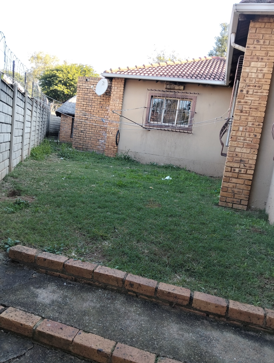 3 Bedroom Property for Sale in Moffat View Gauteng