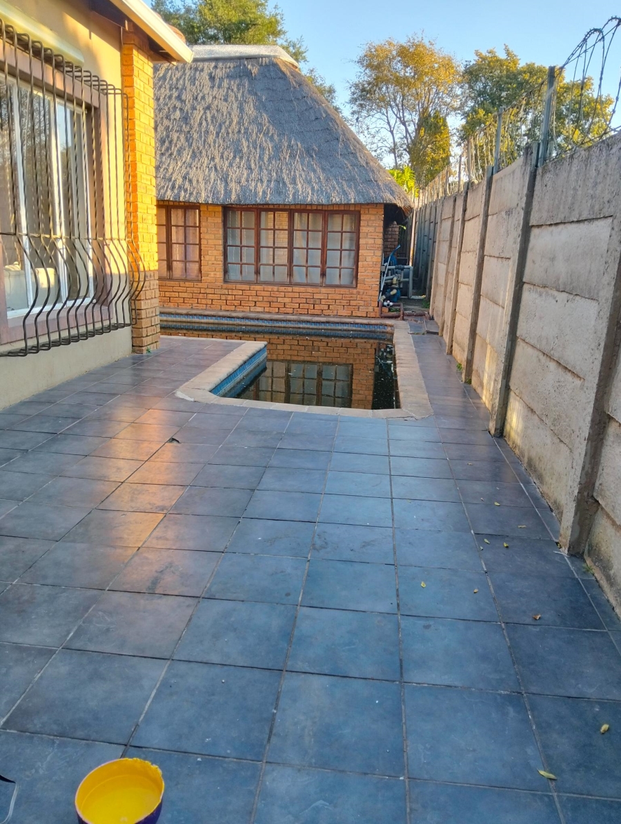 3 Bedroom Property for Sale in Moffat View Gauteng