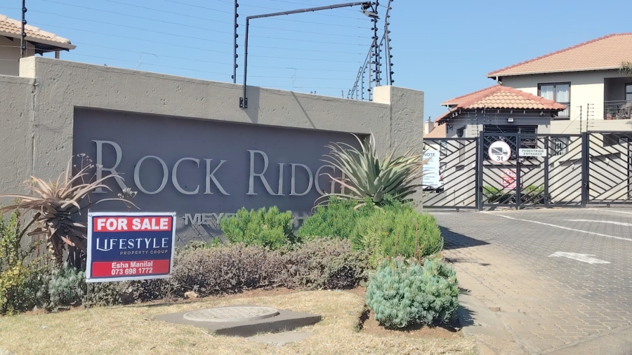 2 Bedroom Property for Sale in Meyersdal Gauteng