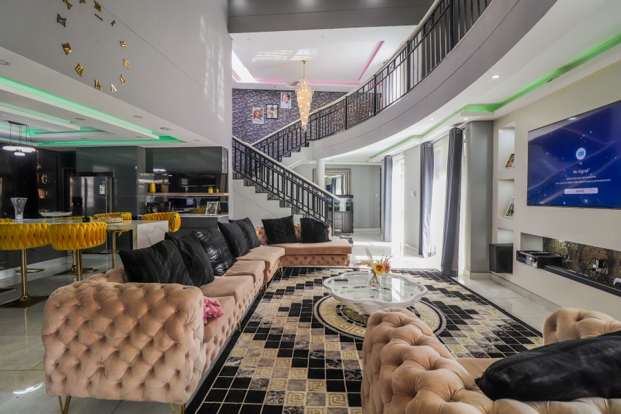 5 Bedroom Property for Sale in Vanderbijlpark SW 5 Gauteng