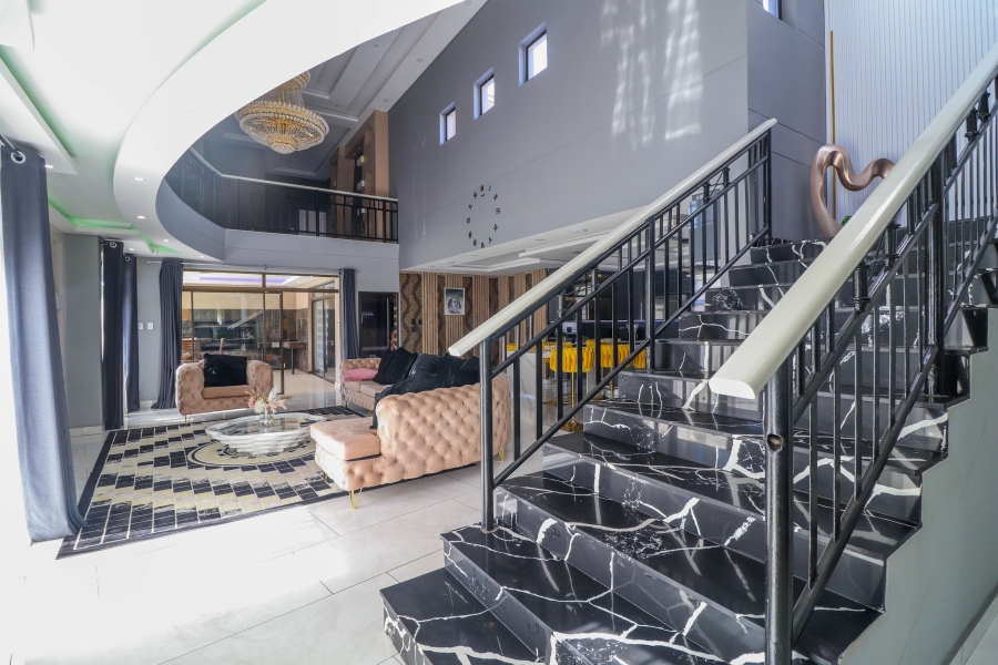 5 Bedroom Property for Sale in Vanderbijlpark SW 5 Gauteng