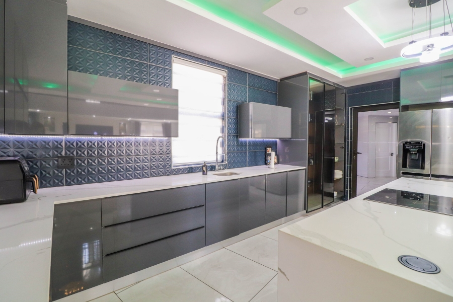 5 Bedroom Property for Sale in Vanderbijlpark SW 5 Gauteng