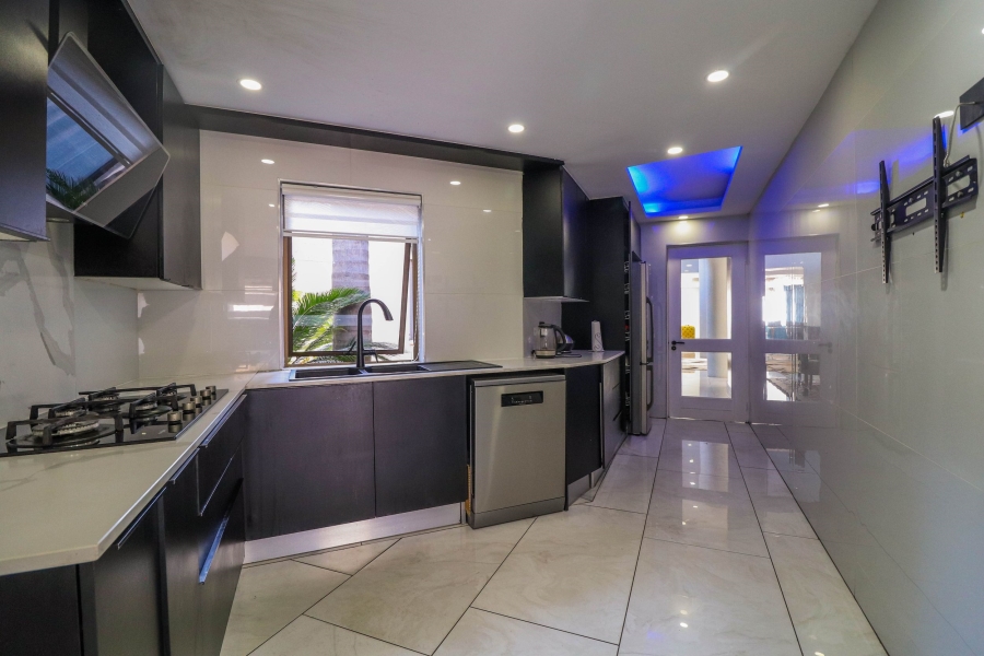 5 Bedroom Property for Sale in Vanderbijlpark SW 5 Gauteng