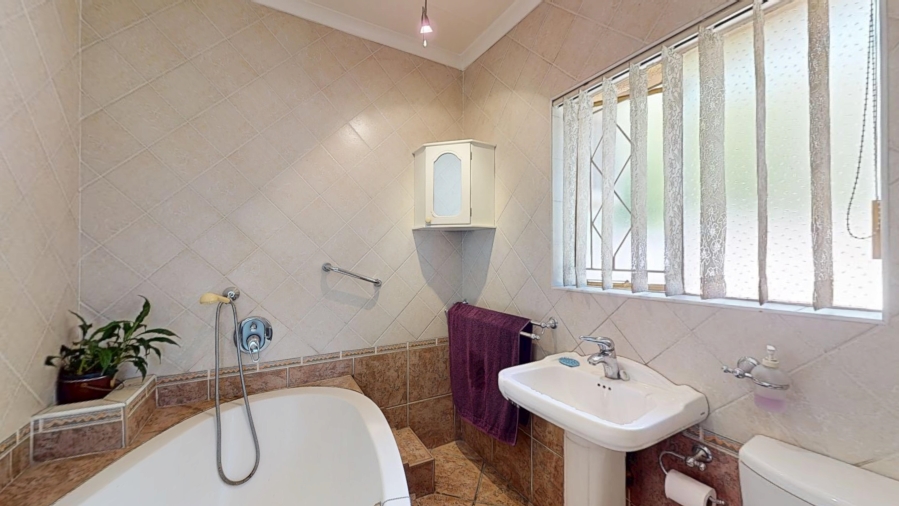 3 Bedroom Property for Sale in Freeway Park Gauteng