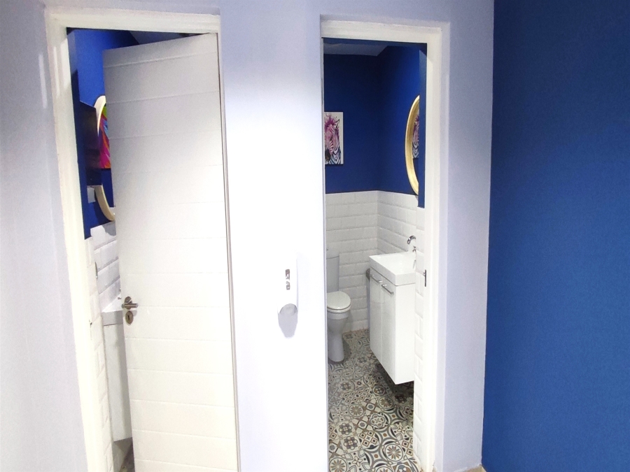 Commercial Property for Sale in Blairgowrie Gauteng