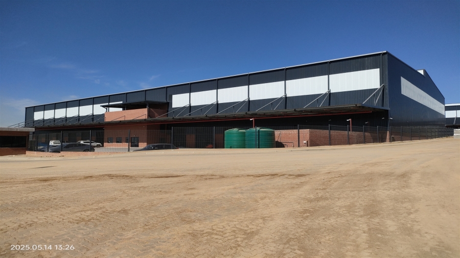 To Let commercial Property for Rent in North Riding Gauteng