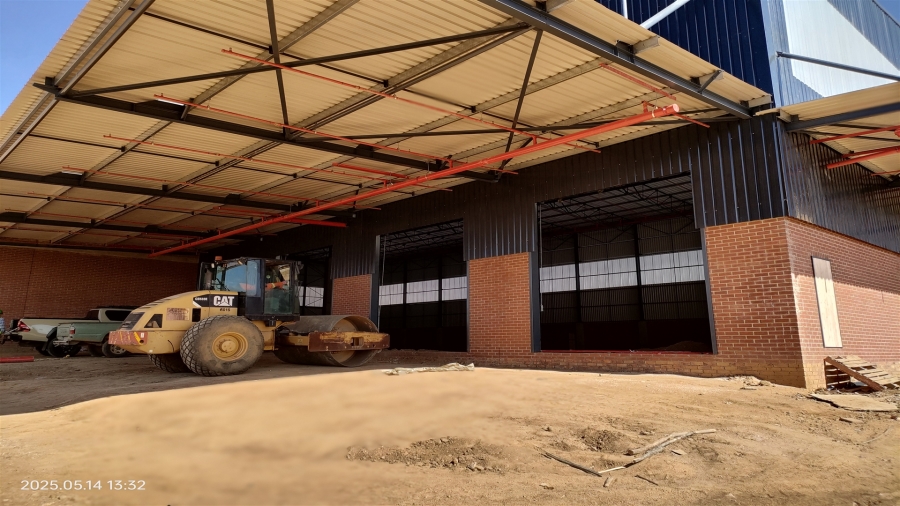 To Let commercial Property for Rent in North Riding Gauteng