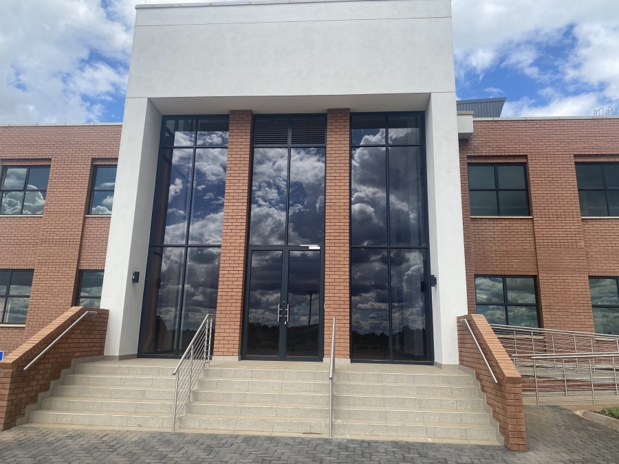 To Let commercial Property for Rent in Olifantsfontein Gauteng