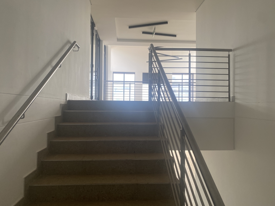 To Let commercial Property for Rent in Olifantsfontein Gauteng