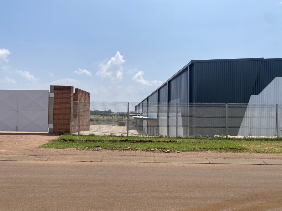 To Let commercial Property for Rent in Olifantsfontein Gauteng