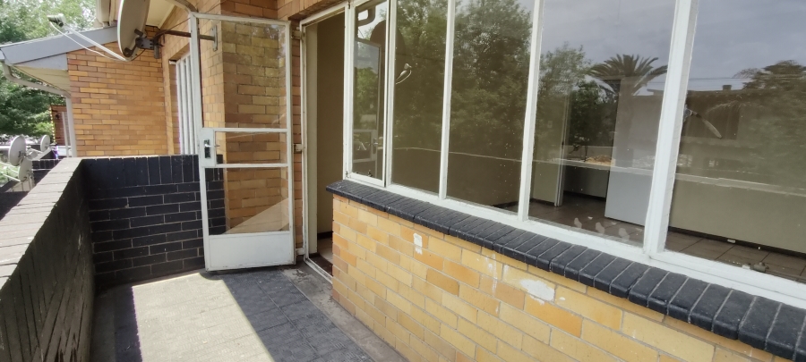 2 Bedroom Property for Sale in Parkhill Gardens Gauteng