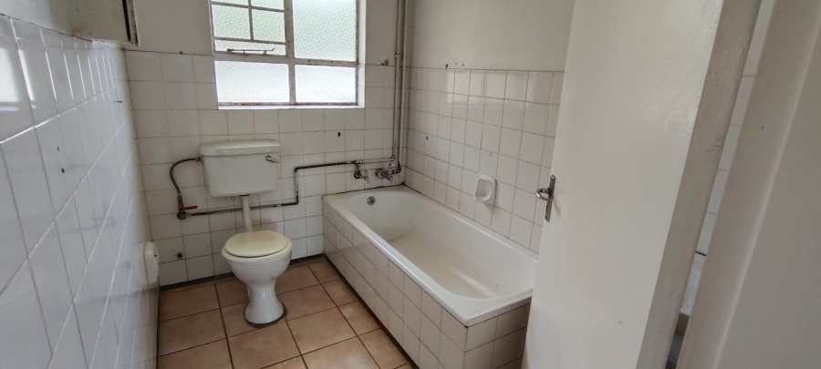 2 Bedroom Property for Sale in Parkhill Gardens Gauteng