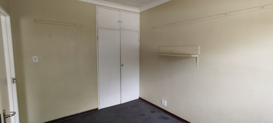 2 Bedroom Property for Sale in Parkhill Gardens Gauteng