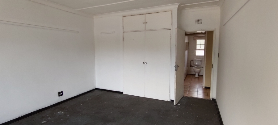 2 Bedroom Property for Sale in Parkhill Gardens Gauteng