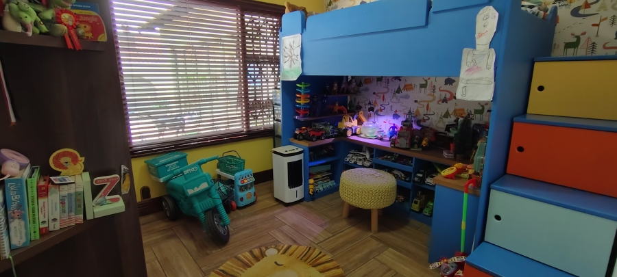 4 Bedroom Property for Sale in Lambton Gauteng