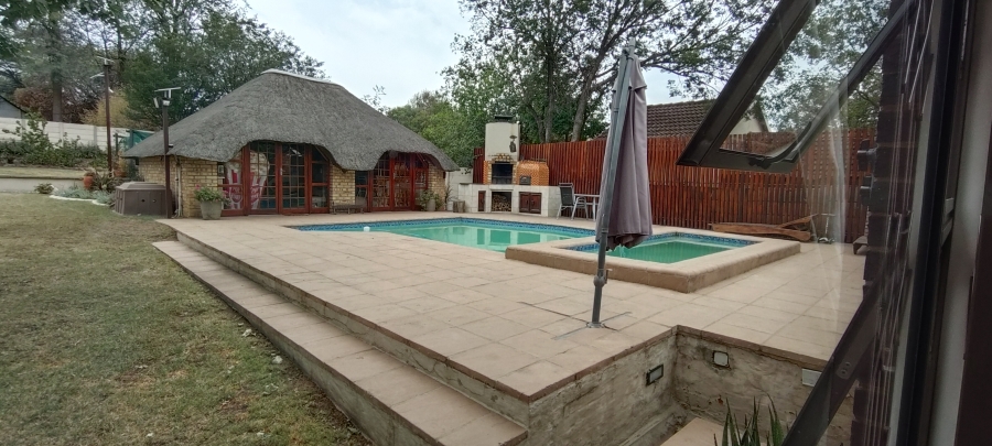 4 Bedroom Property for Sale in Lambton Gauteng