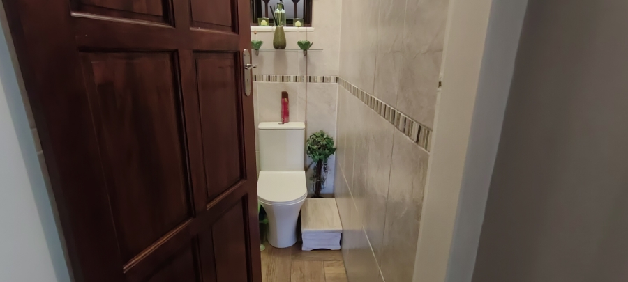 4 Bedroom Property for Sale in Lambton Gauteng