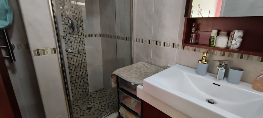 4 Bedroom Property for Sale in Lambton Gauteng