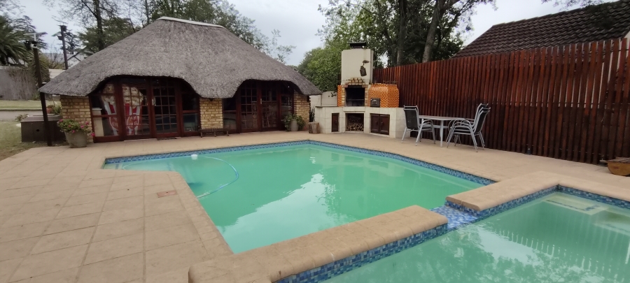4 Bedroom Property for Sale in Lambton Gauteng