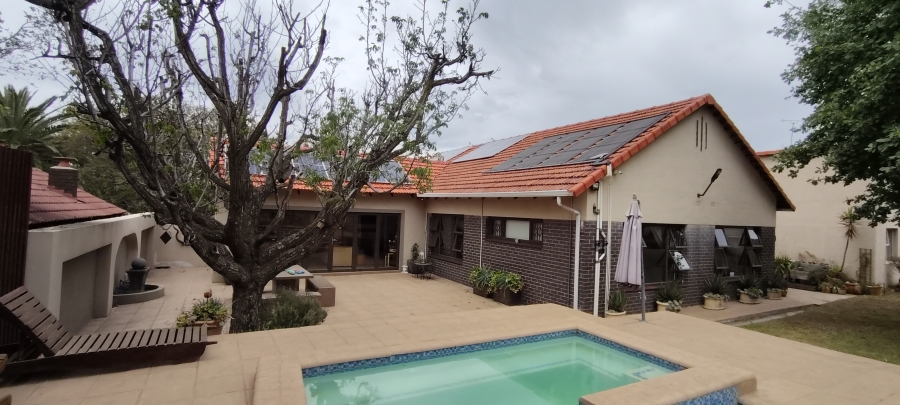 4 Bedroom Property for Sale in Lambton Gauteng