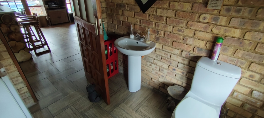 4 Bedroom Property for Sale in Lambton Gauteng