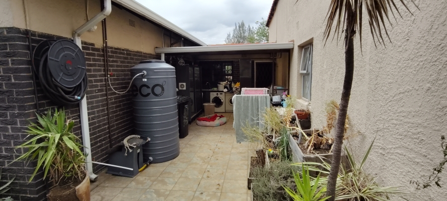 4 Bedroom Property for Sale in Lambton Gauteng