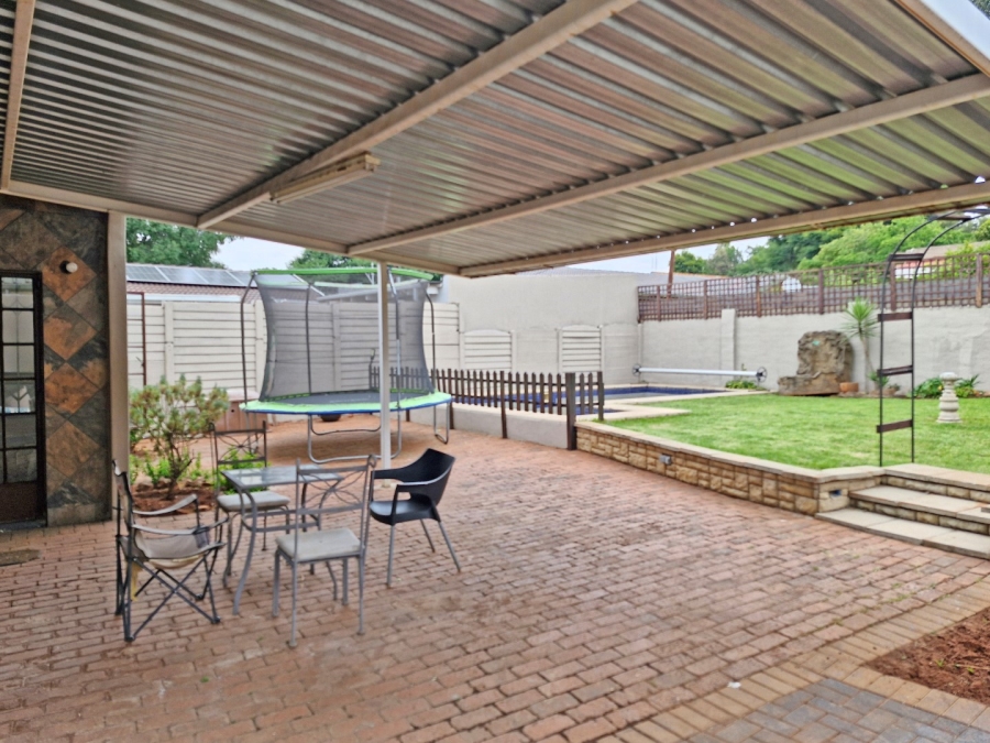 3 Bedroom Property for Sale in Westdene Gauteng