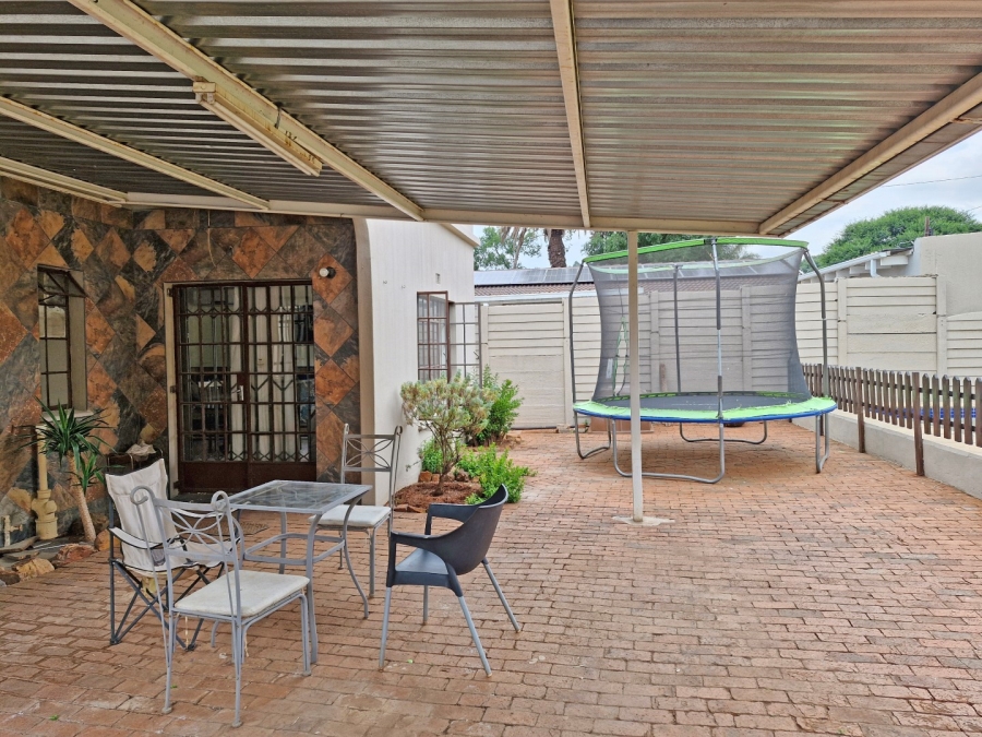 3 Bedroom Property for Sale in Westdene Gauteng