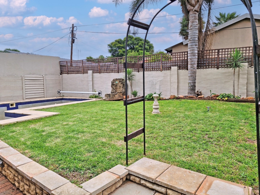 3 Bedroom Property for Sale in Westdene Gauteng