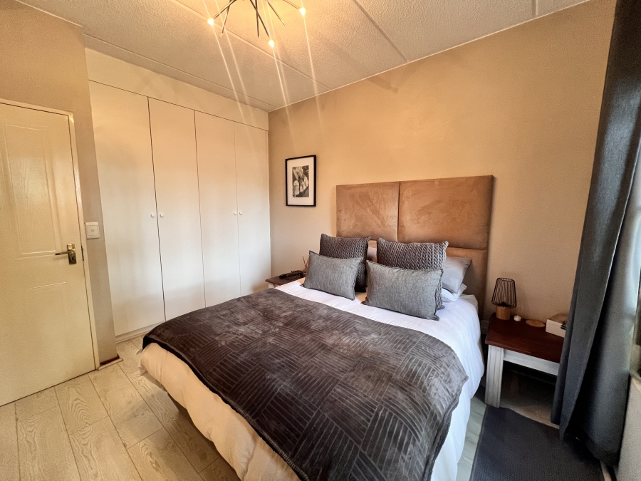 1 Bedroom Property for Sale in Sunninghill Gauteng