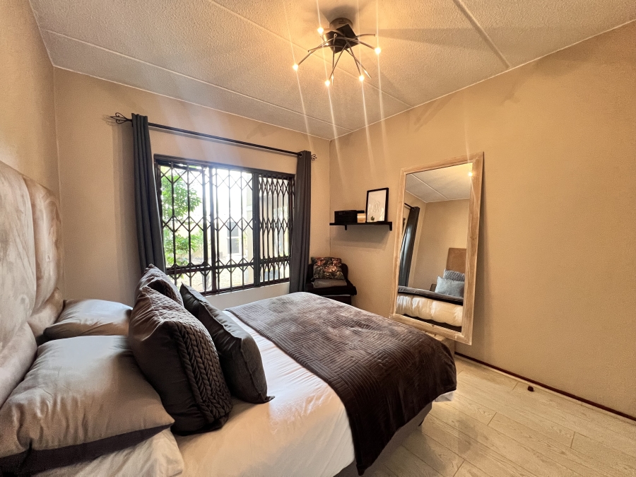 1 Bedroom Property for Sale in Sunninghill Gauteng