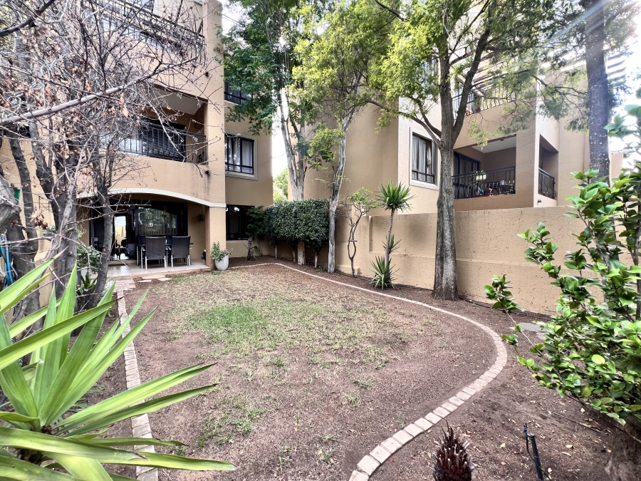 1 Bedroom Property for Sale in Sunninghill Gauteng