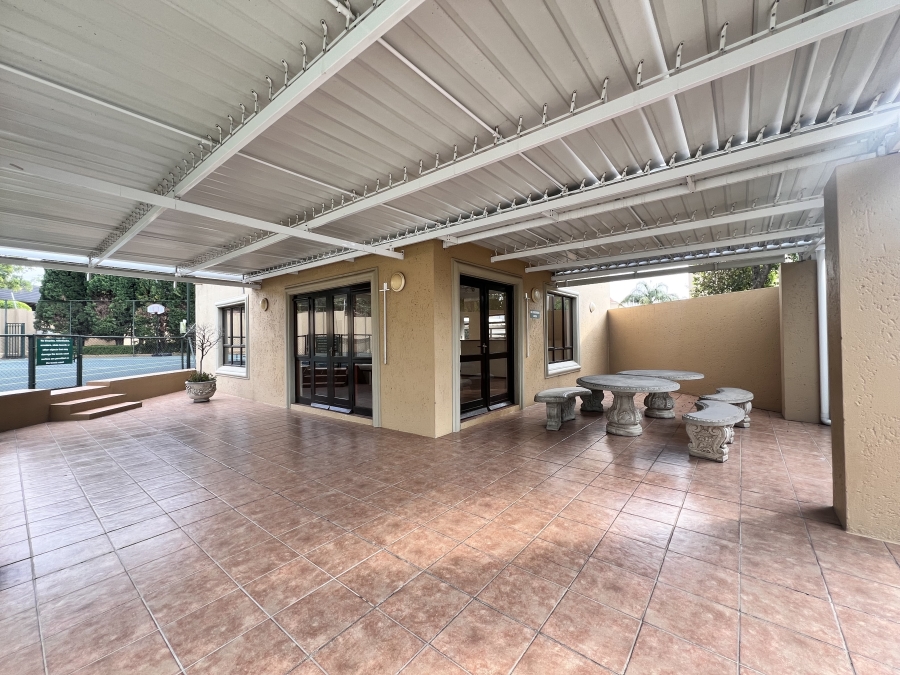 1 Bedroom Property for Sale in Sunninghill Gauteng