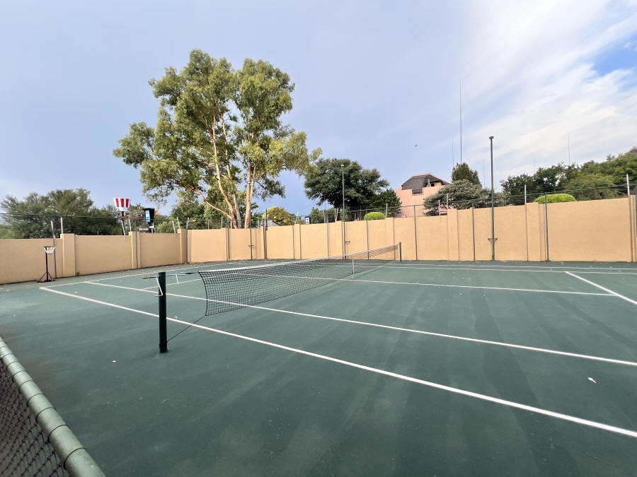 1 Bedroom Property for Sale in Sunninghill Gauteng