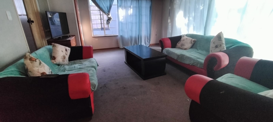 3 Bedroom Property for Sale in Middelvlei A H Gauteng
