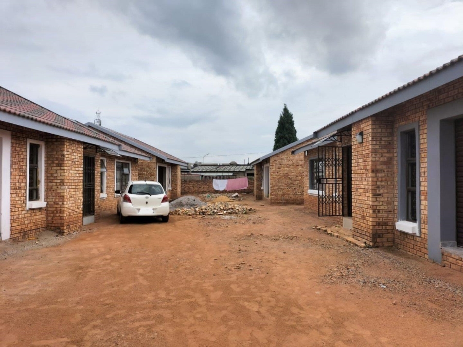 3 Bedroom Property for Sale in Greenhills Gauteng