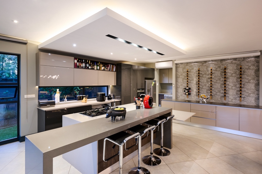 4 Bedroom Property for Sale in Waterfall Country Estate Gauteng