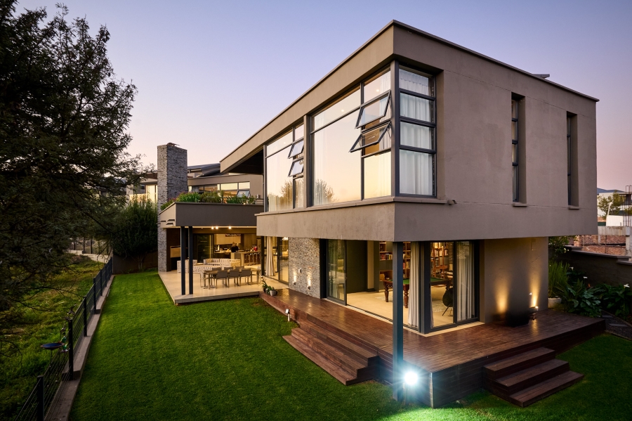 4 Bedroom Property for Sale in Waterfall Country Estate Gauteng