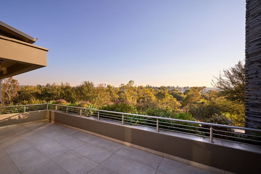 4 Bedroom Property for Sale in Waterfall Country Estate Gauteng