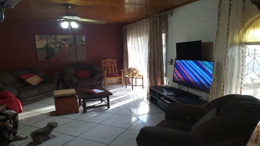 4 Bedroom Property for Sale in Vanderbijlpark CW 1 Gauteng