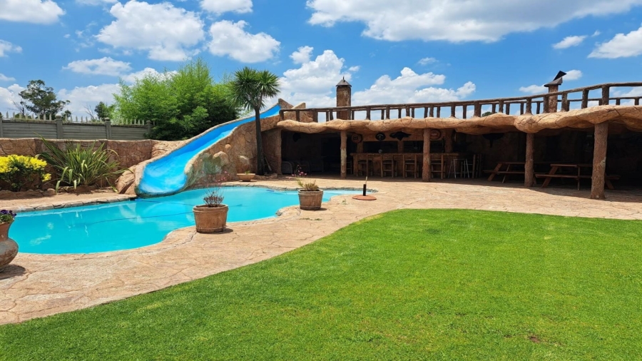 3 Bedroom Property for Sale in Nanescol Gauteng