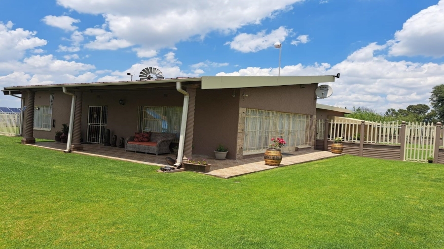 3 Bedroom Property for Sale in Nanescol Gauteng